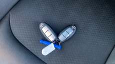 Nissan Qashqai 1.3 DiG-T 160 Tekna 5dr Petrol Hatchback